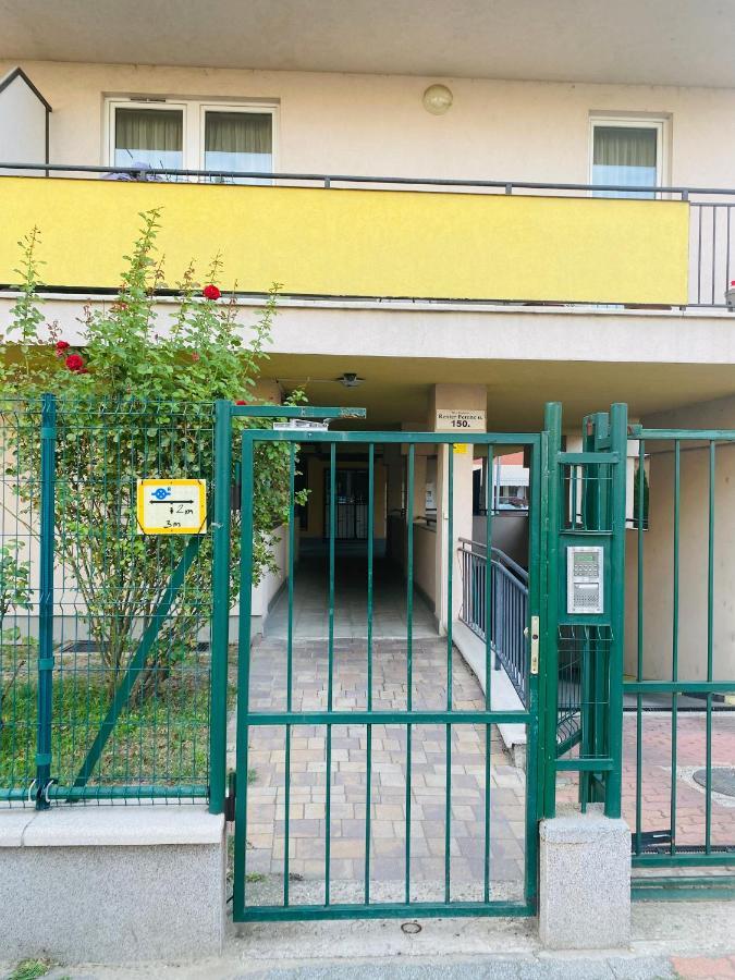 Barbara'S Apartment Βουδαπέστη Εξωτερικό φωτογραφία